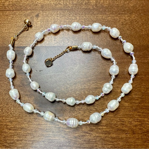 NEW-Handmade Classic White Pearl and Crystal Bead Necklace - Picture 11 of 12